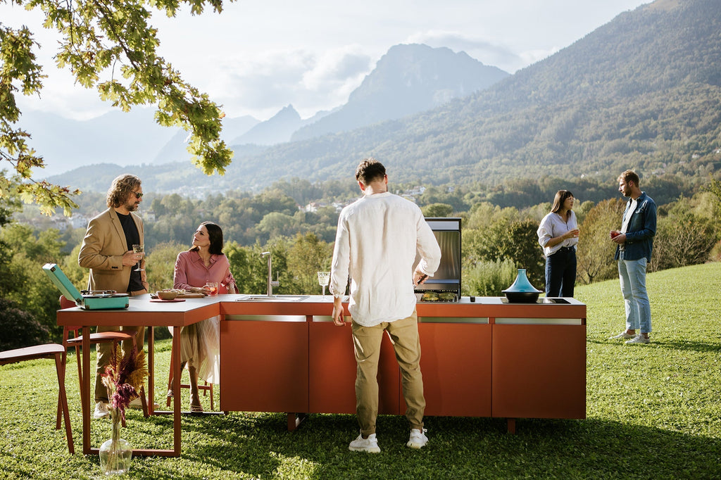 Outdoor Kitchens: Transforming Modern Backyards